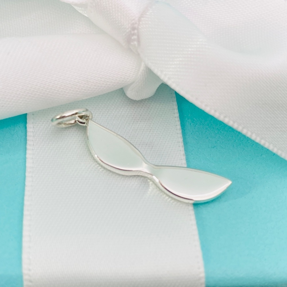Tiffany & Co. Paloma Picasso Rare Silver & Black Enamel Sunglasses Charm - Picture 4 of 5